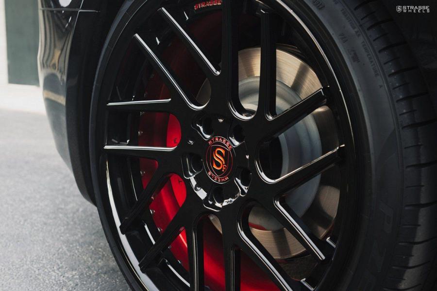 Колеса Tesla Model S P100D on Strasse Wheels 2018 года  (фото 7 из 17)
